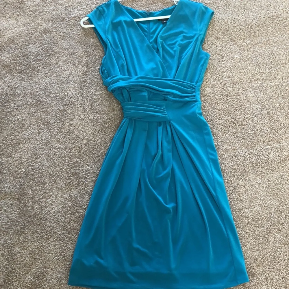 ANN TAYLOR Gorgeous Teal colored, fully lined, fitted dress. - Picture 3 of 3